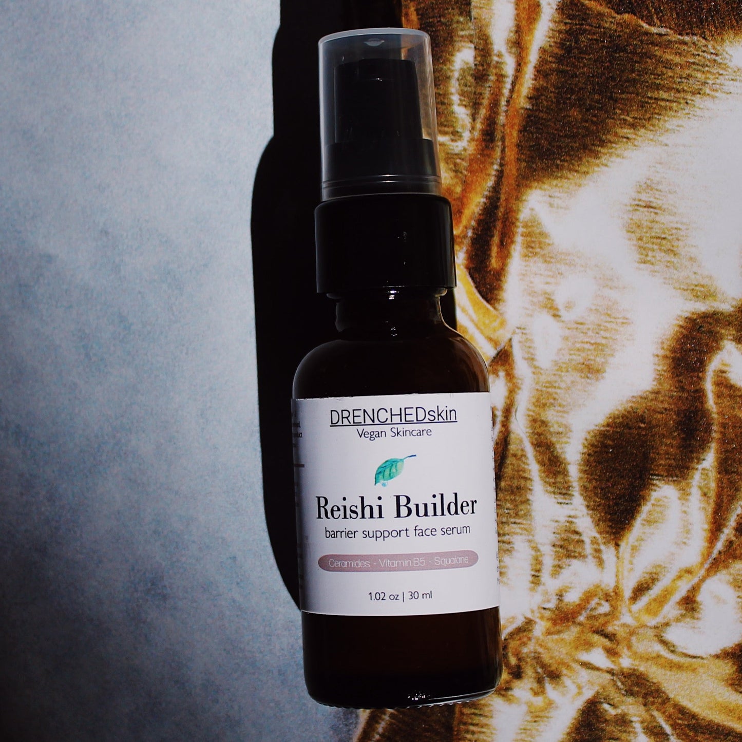 REISHI BUILDER Face Serum.